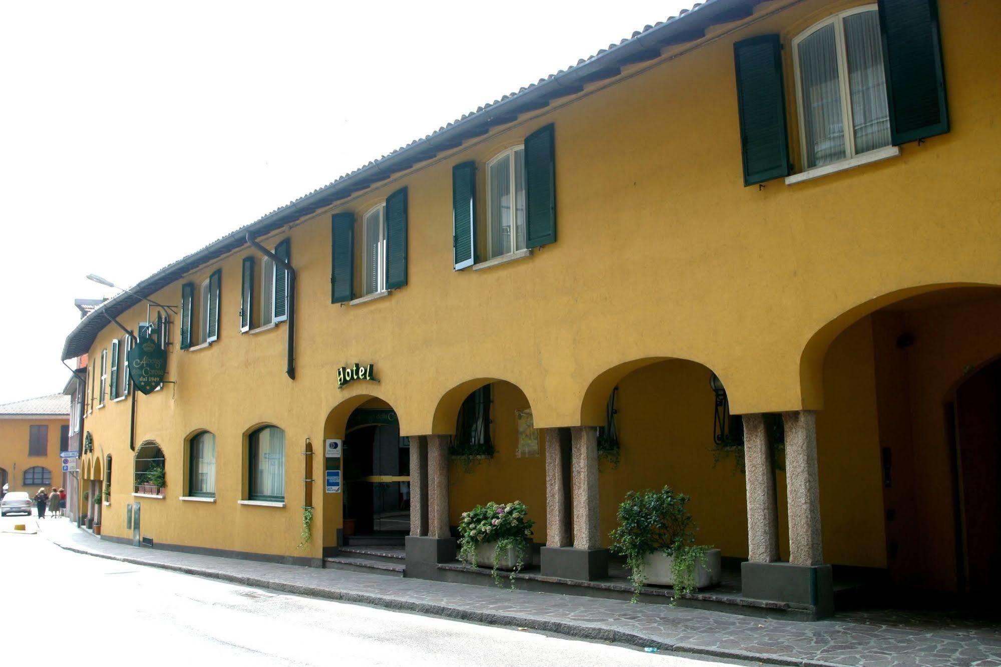 Albergo Della Corona Бинаско Экстерьер фото